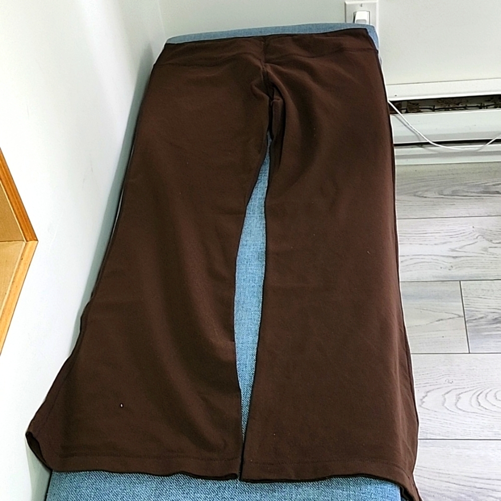 Lululemon Athletica Stretchy Wide-Legged Pants